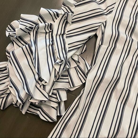 CAROLINE CONSTAS Ruffle Sleeve Top - Picture 5 of 6